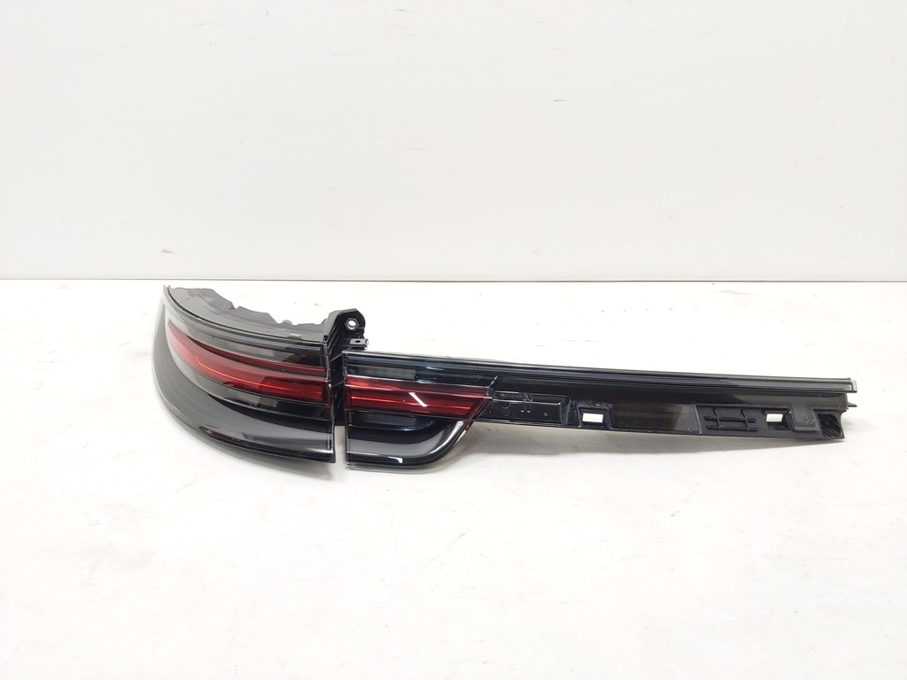 фото №1, Лампа задня задня ліва porsche panamera 971 973