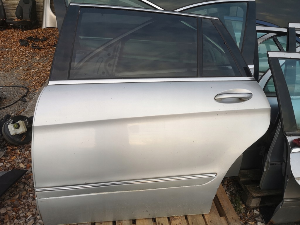 фото №1, Двері ліва задні задня mercedes w251 r-klasa long