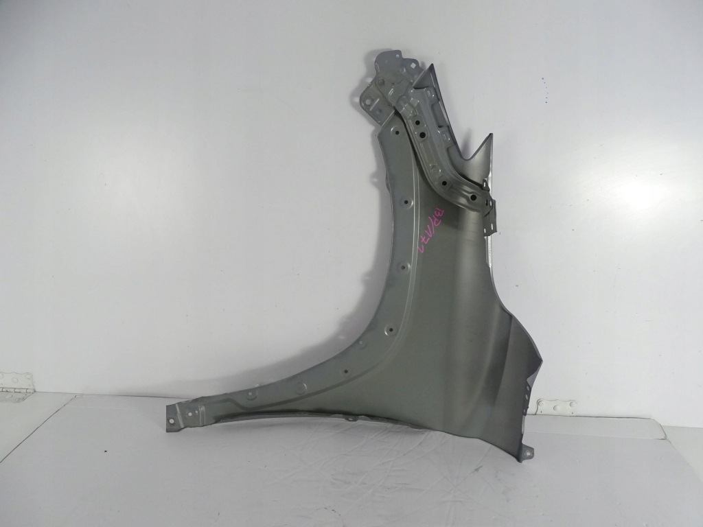 фото №10, Крыло перед передний правый toyota corolla cross