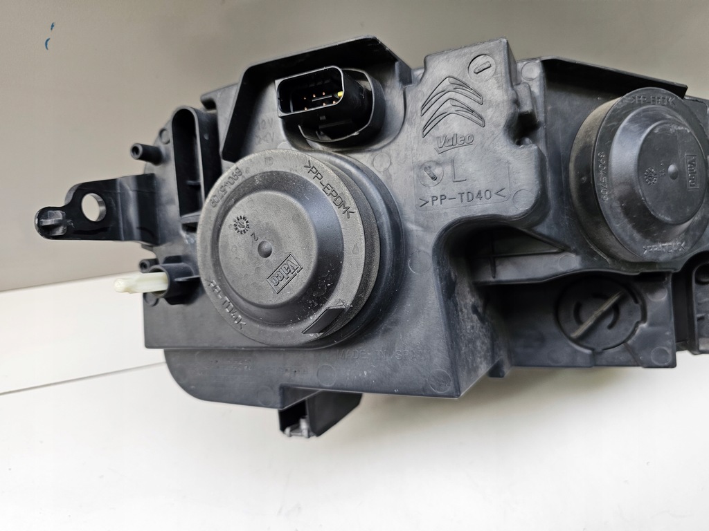 фото №8, Лампа передняя левая citroen c4 cactus lift обычная europa 9821349780