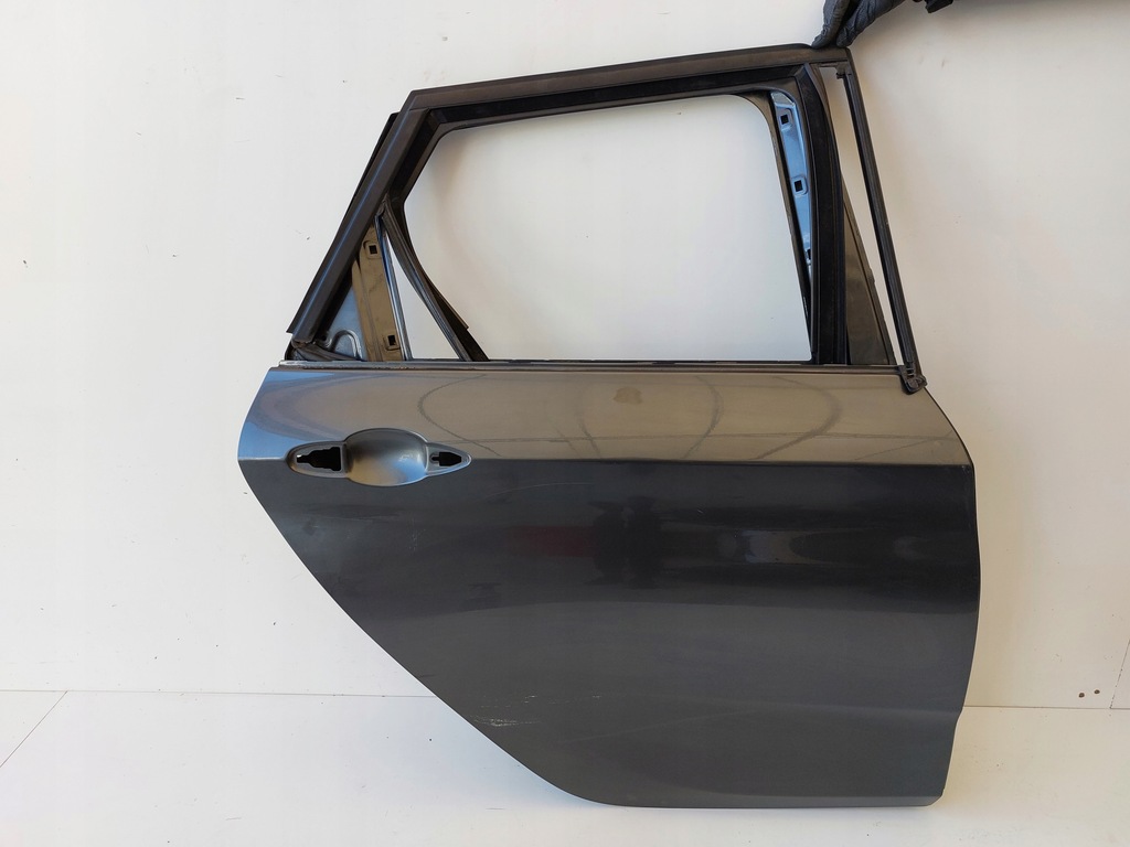 фото №1, Bmw 2 f45 дверь правое задняя оригинал