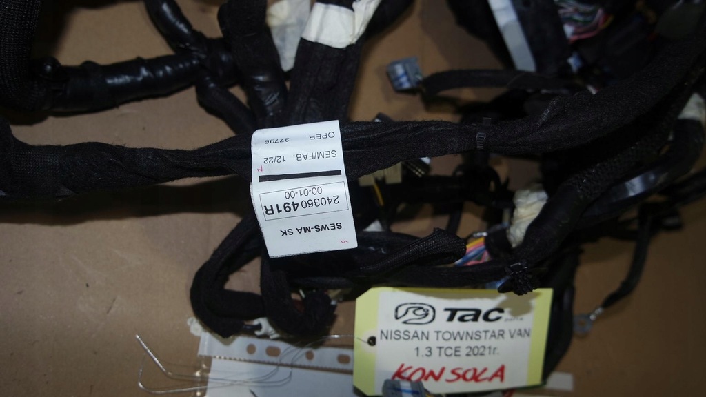 фото №12, Джгут електропроводка консолі nissan townstar kangoo 2021r.