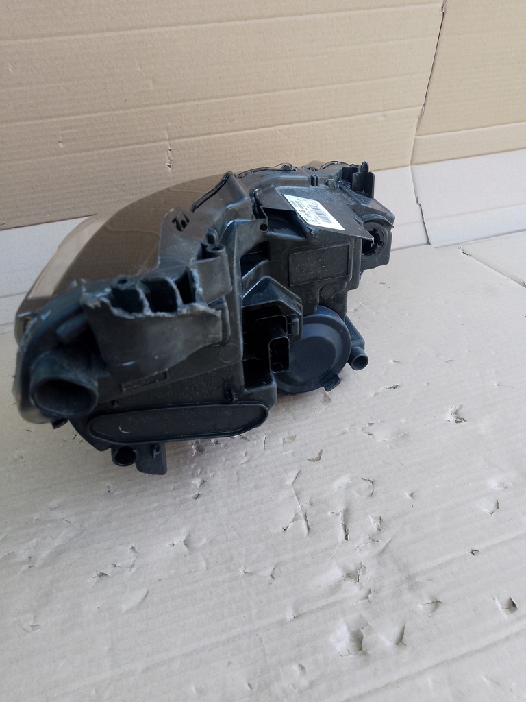 фото №9, Peugeot 208 ii 20-23 лампа левая перед передняя full led