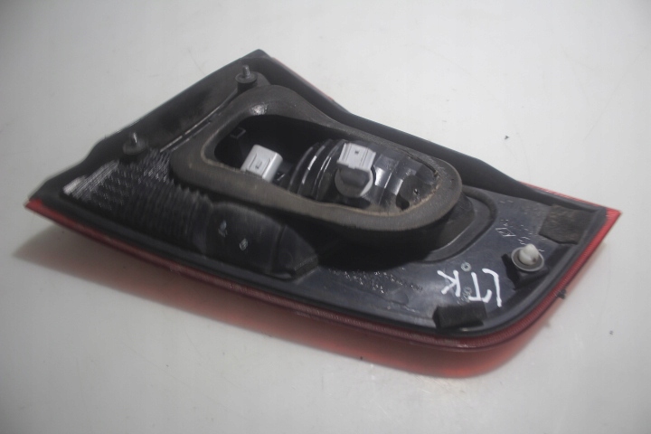 фото №2, Лампа левая задняя w крышка багажника renault koleos i