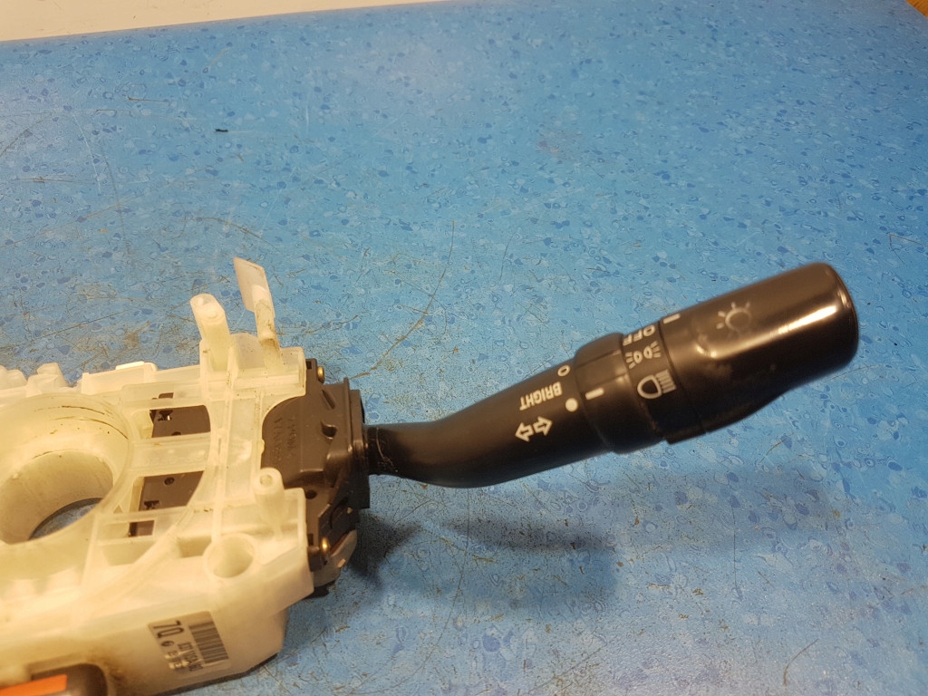 фото №7, Subaru forester ii переключатель комбинированный 83111sa16