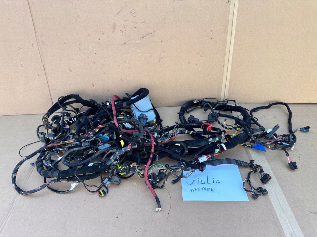 фото №1, Alfa romeo giulia жгут салона 2.2 jtd