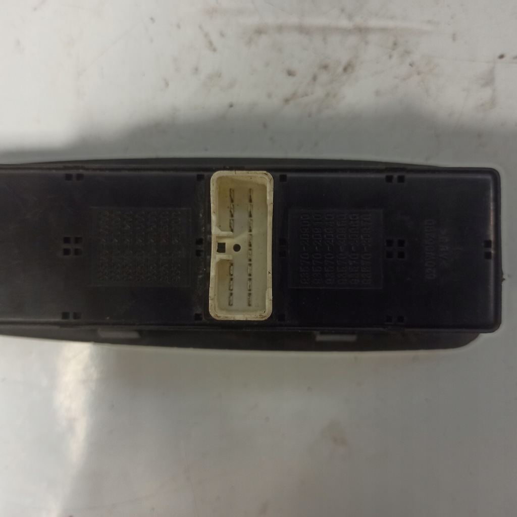 фото №13, Hyundai elantra перемикач вікон 935702d100 621w03580 620w05290