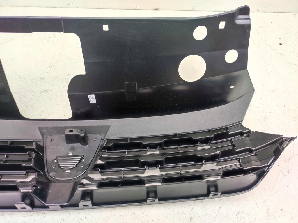 фото №10, Dacia sandero 3 iii logan 21- решётка радиатора решётка радиатора перед оригинальный номер 623103394r