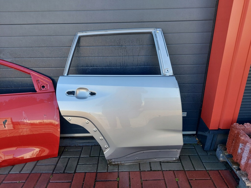 фото №1, Двері r правий праве задня задні toyota rav4 rav 4 iv 5 v 19 20 21 22 23