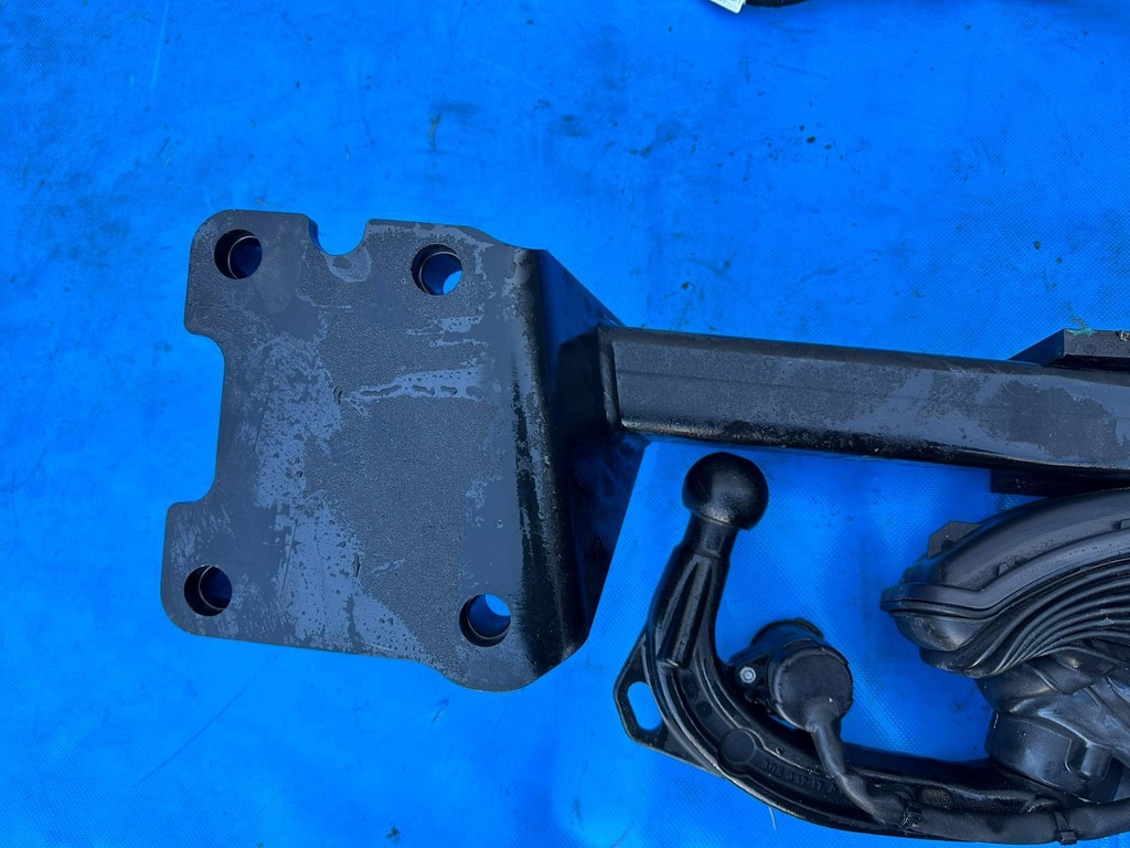 фото №10, Audi q8 sq8 4m8 hak буксирувальний 4m8803881e