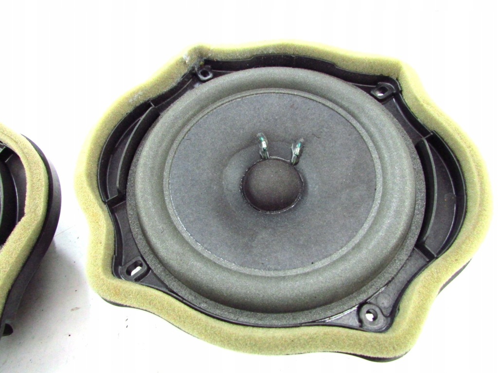 фото №4, Mazda 3 bk cx7 динамик дверь bose br8w66960a