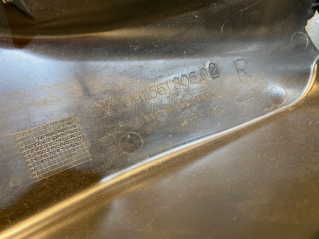 Porsche carrera 911 991 канал отвода воды правый 99156180602 с Разборки