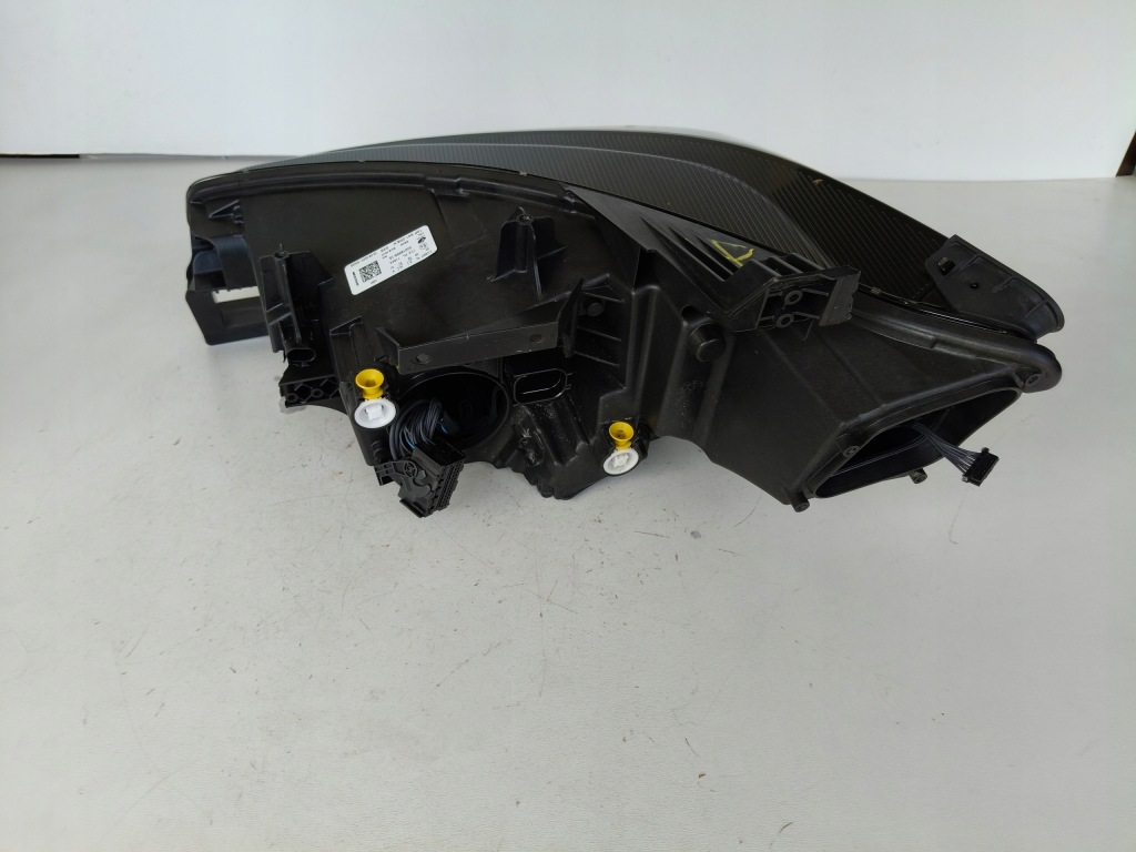 фото №5, Лампа права фара seat cupra born 10e 21- full led