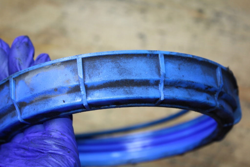 фото №7, Гайка бака топлива бака yaris ii auris e15 1.4 d4d