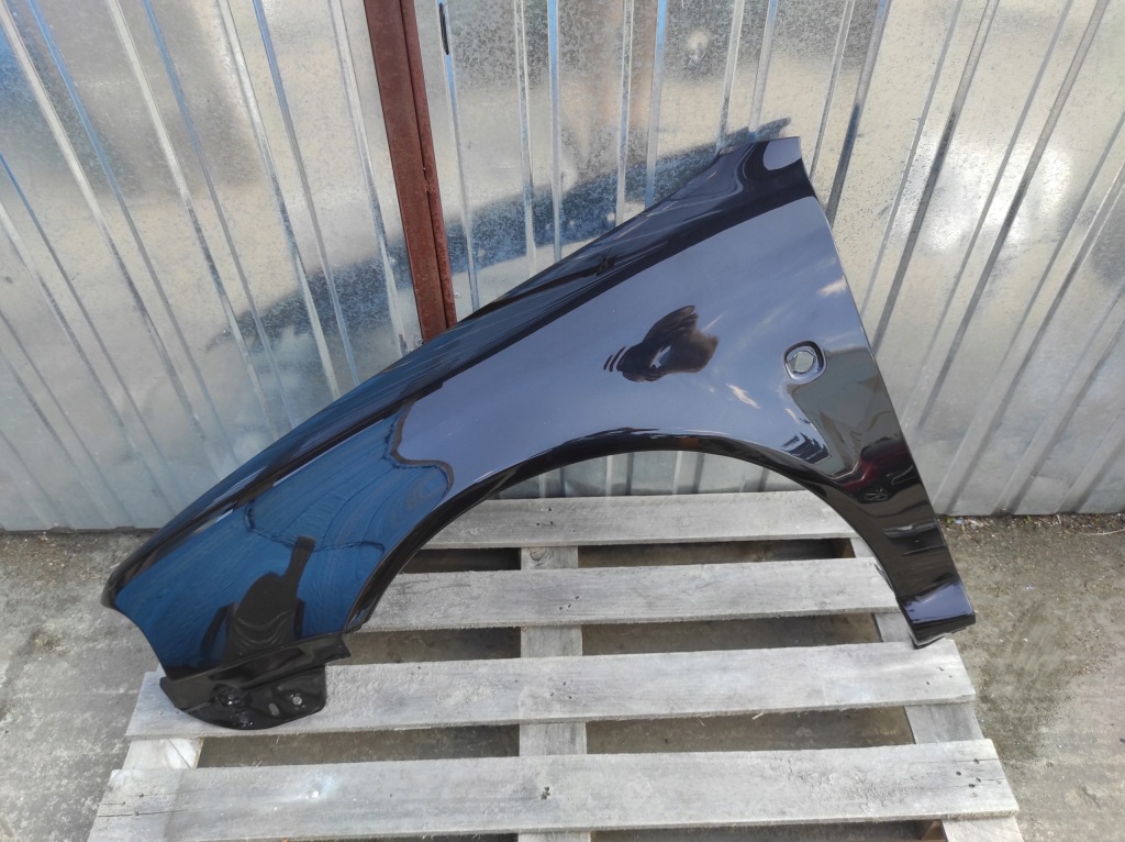 Крило ліве перед skoda octavia 1 9910 Зі Шроту