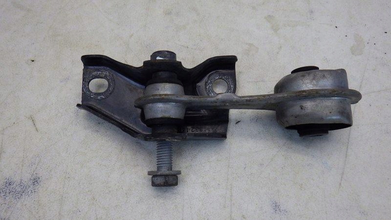 Купить Кронштейн подушка коробки renault clio iv 1.5 dci 113321421r