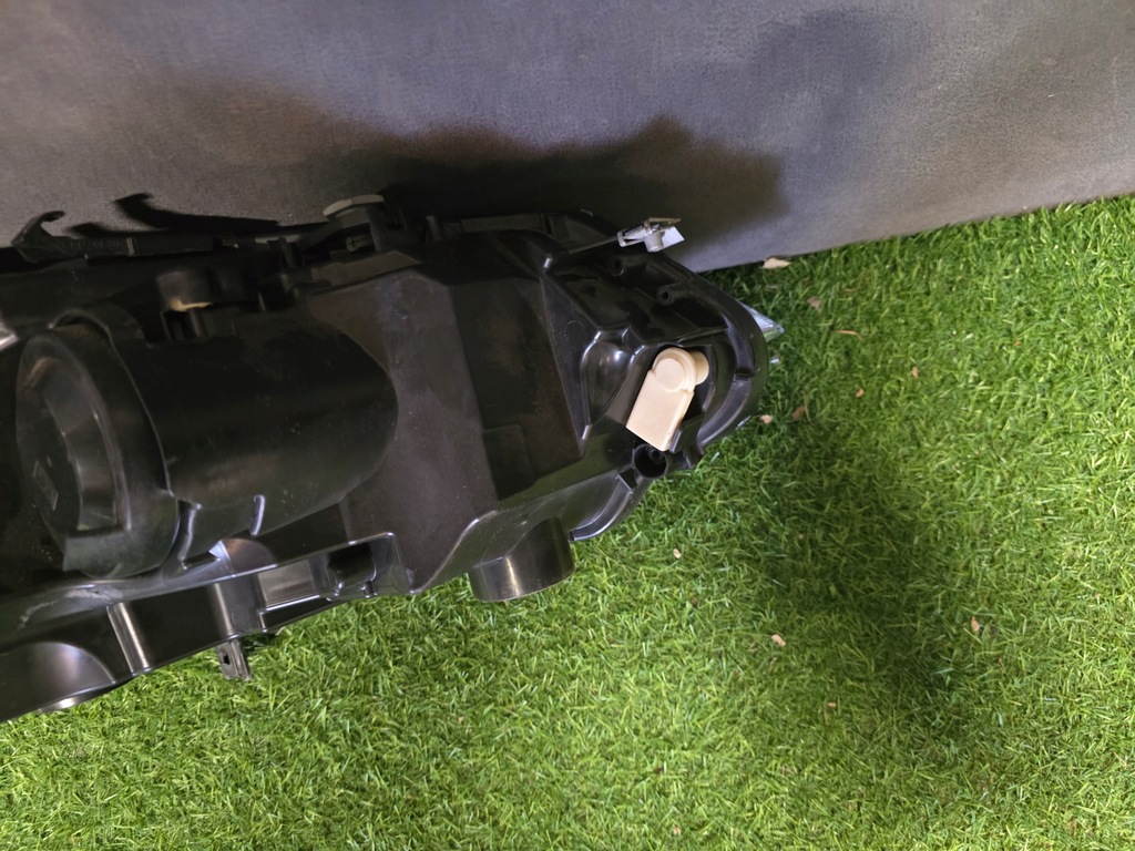 фото №14, Лампа лампи перед seat ibiza v lift full led 6f1