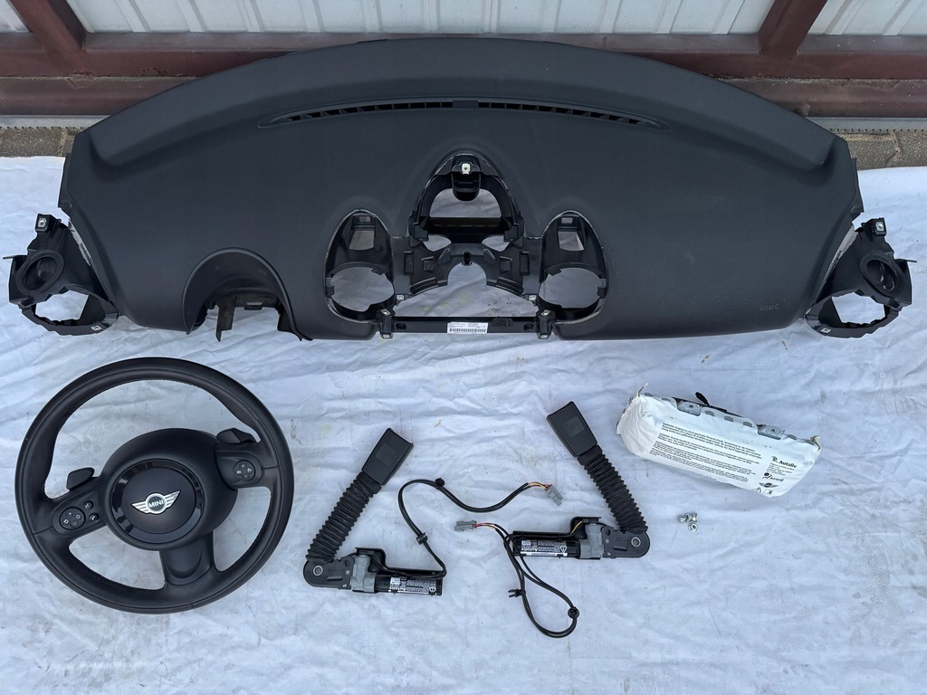 фото №1, Mini countryman r60 консоль подушка безопасности натяжители оригинал