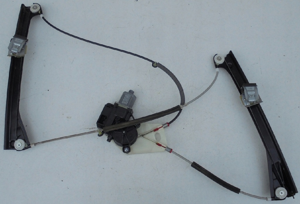 фото №1, Vw polo v 6r 13 r підйомник підйому скло правий 3d