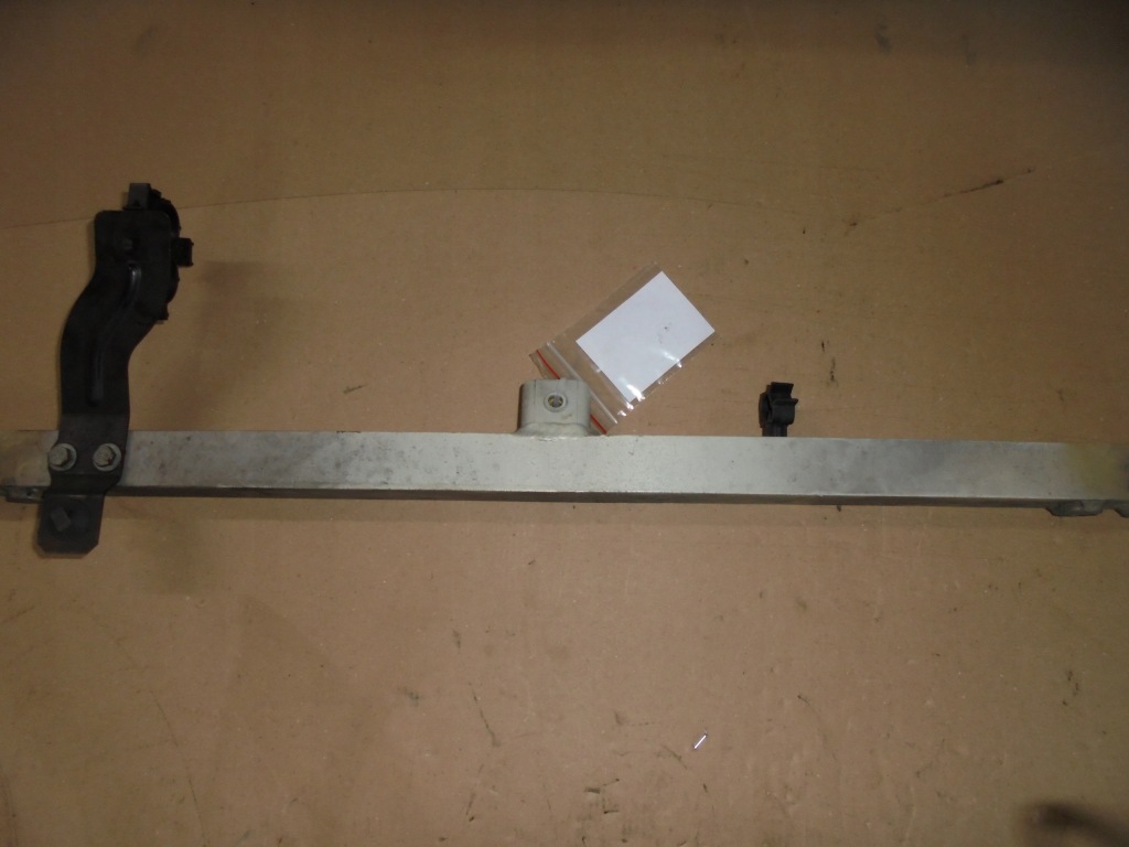 фото №1, Распорка чашка maserati quattroporte v 2006