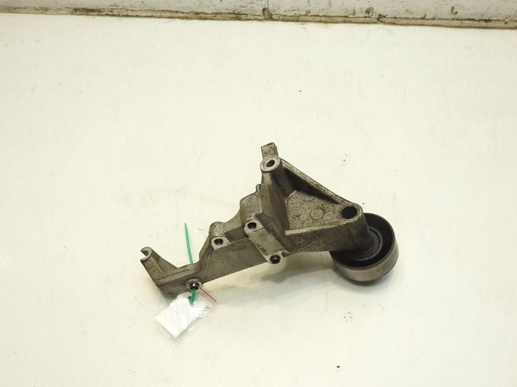 фото №3, Кронштейн основание генератора kia sorento i 2.5 crdi