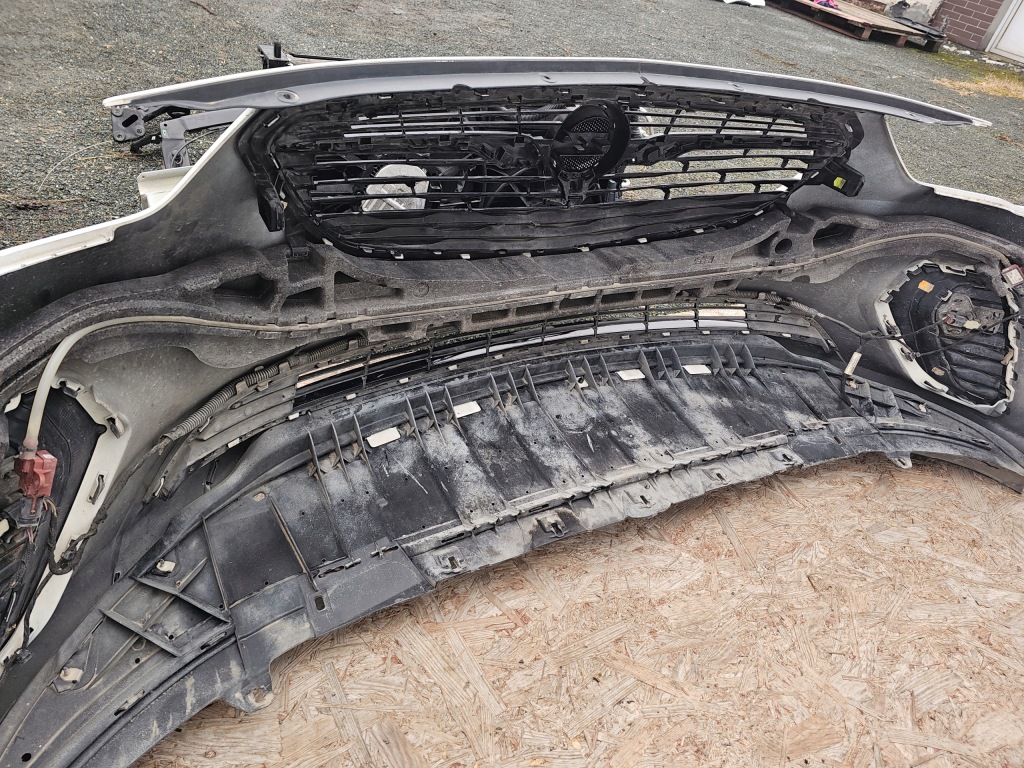 Opel insignia b перед капот бампер фары Недорого