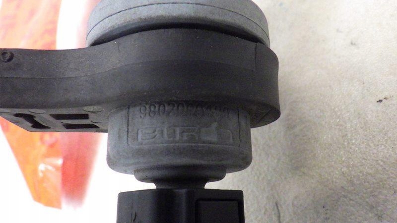 фото №11, Клапан вакуумa топлива peugeot 2008 i 1.2 thp