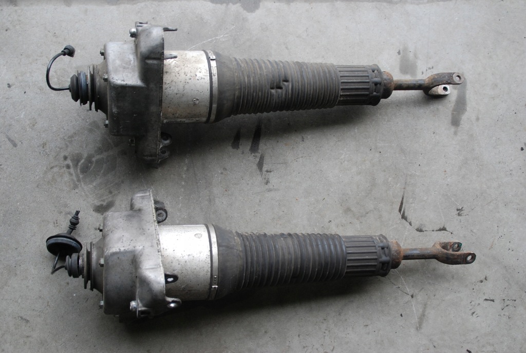 фото №5, Audi a8 s8 w12 d3 амортизатор пневмоподушка l / p