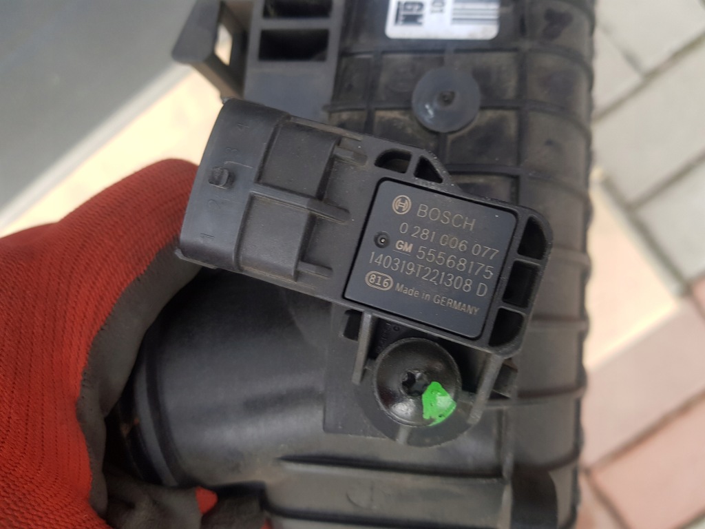 Радиатор воздуха интеркулер opel meriva b 1,4t в Украине