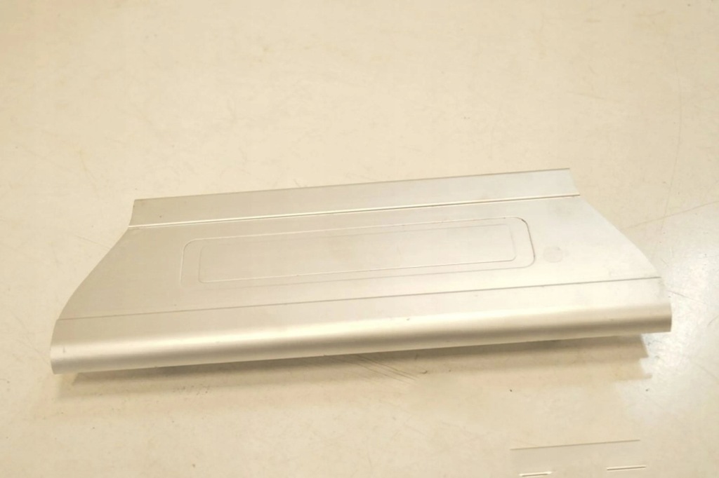 фото №1, Land rover range rover l405 2014 правая сторона защита / накладка порог