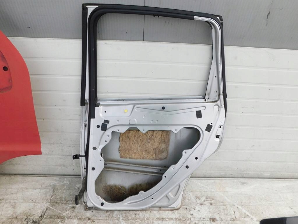 фото №6, Ford focus c-max i 2006r двері правий задня