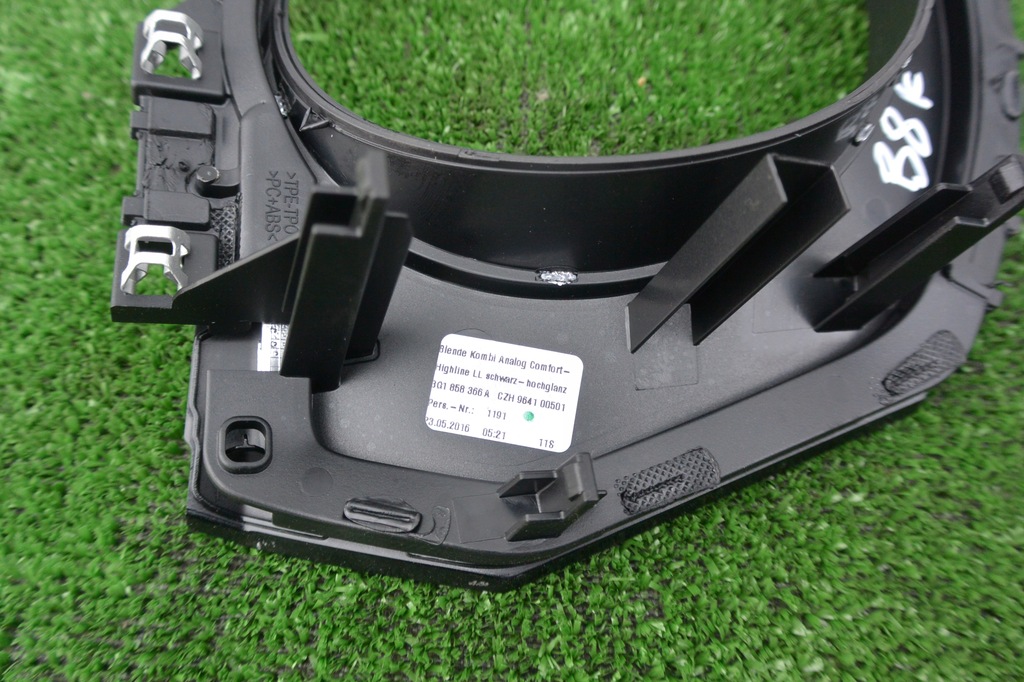 фото №7, Защита рамка корпус спидометра vw passat b8 eu