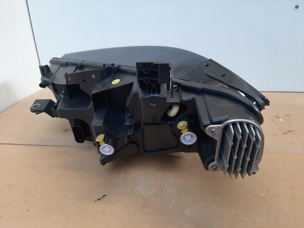 фото №7, Лампа права vw id.3 full led