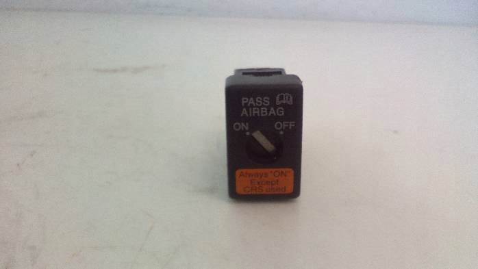 фото №6, Переключатель pass подушка безопасности mazda 6 gg