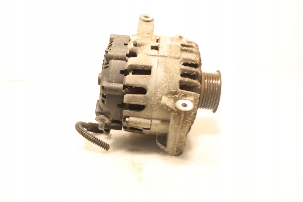 Генератор opel insignia a 2.0 13502591 в Україні