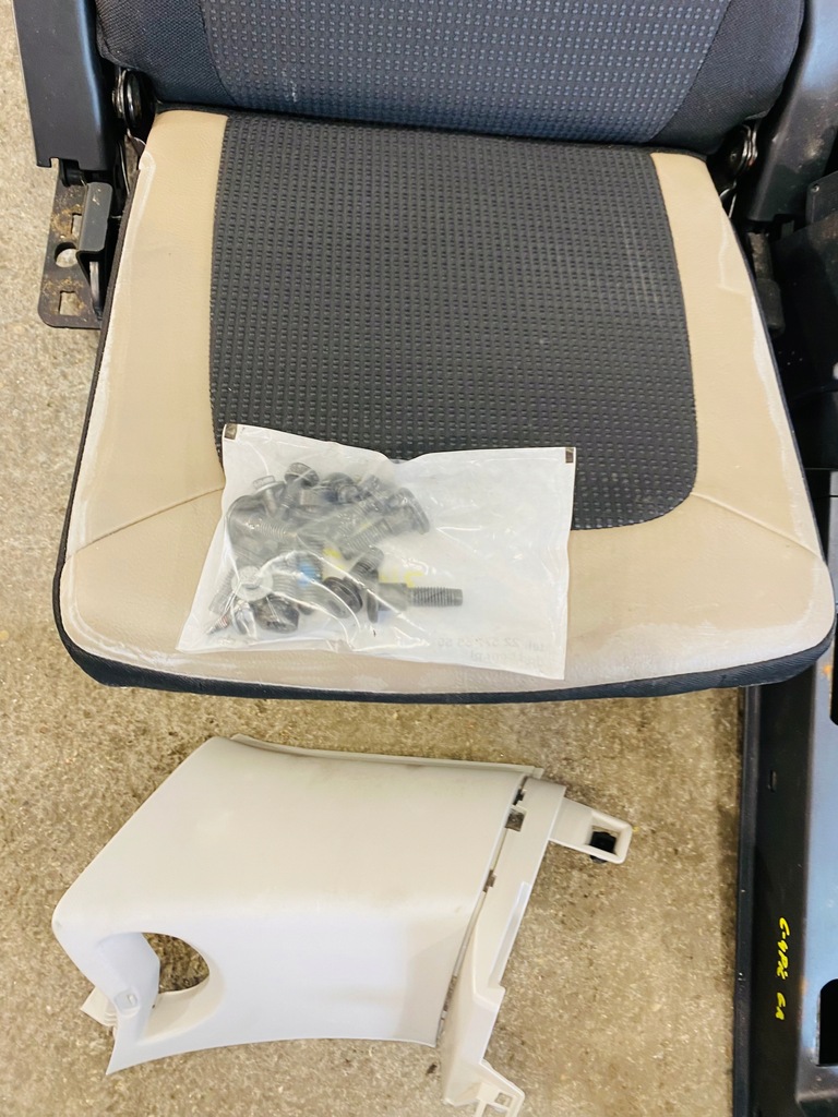 фото №16, Комплект сидінь сидіння напівшкіра перехідник c4 grand picasso ii 7 осіб #189