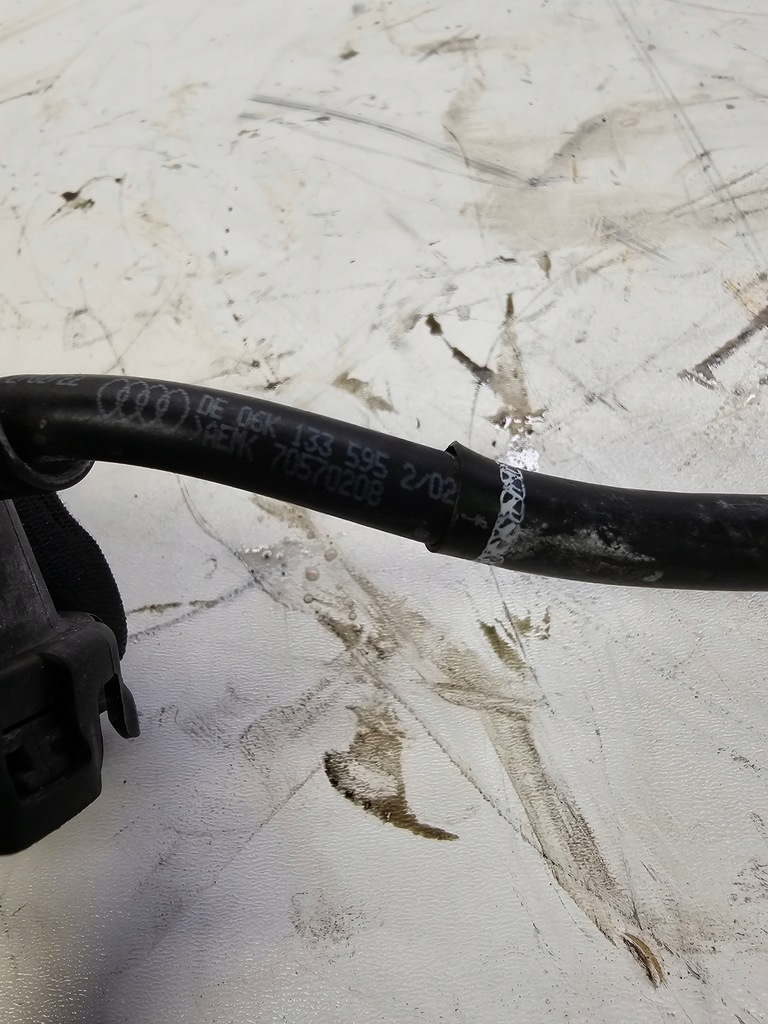 фото №6, Шланг вакууму audi s3 golf r 06k133595