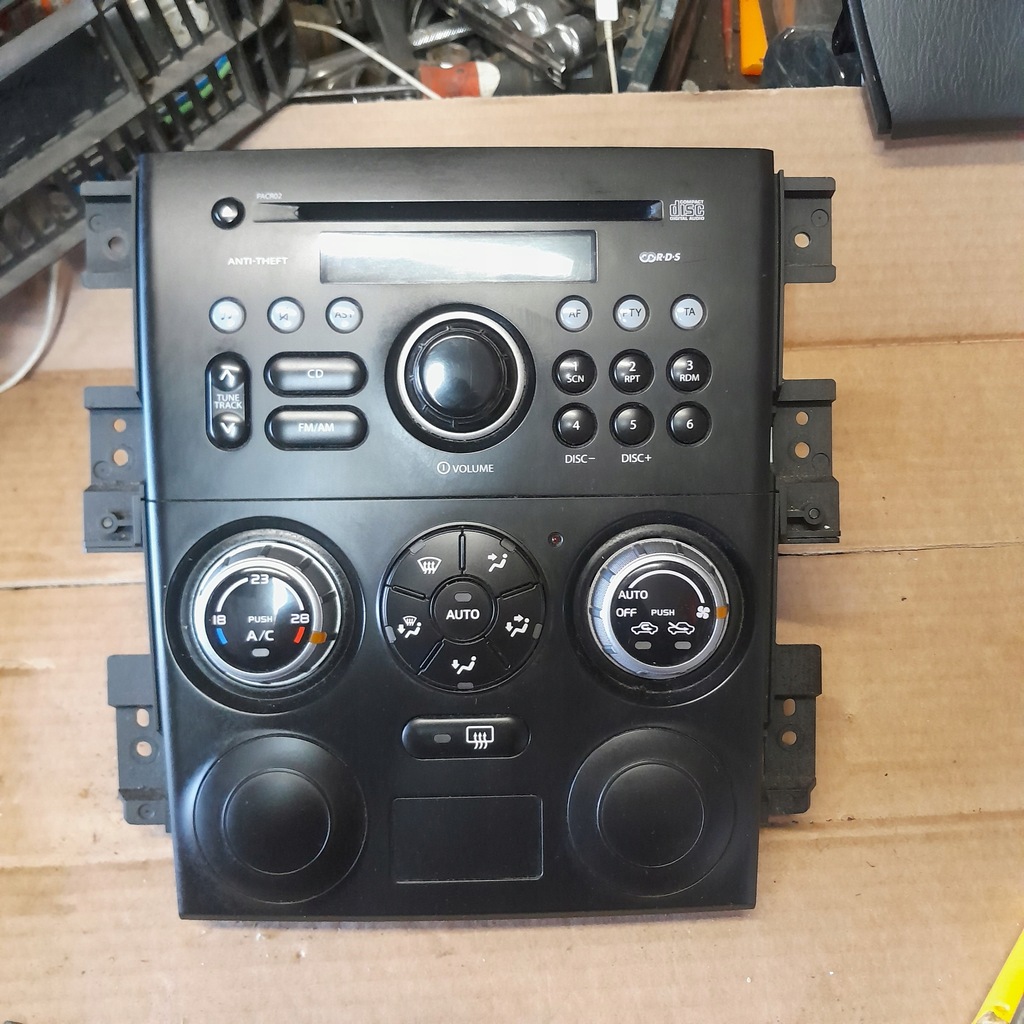 фото №1, Grand vitara ii 1.6 16v панель воздуховод.