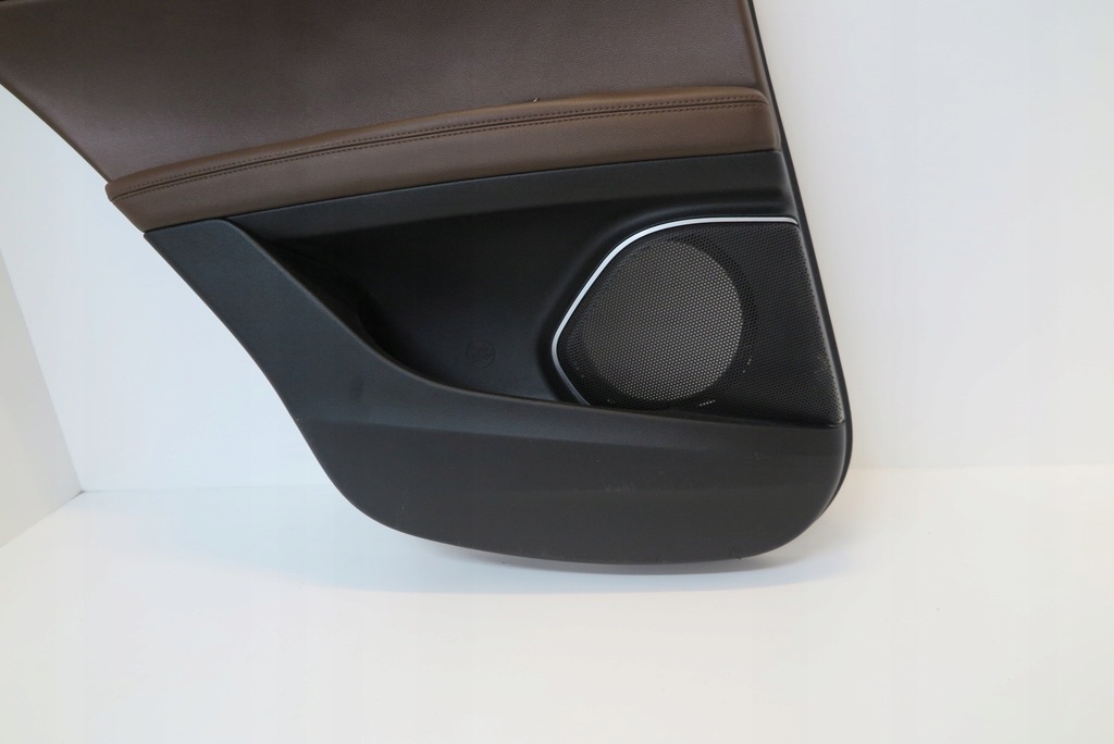 фото №3, Обшивка двері лівий задня alfa romeo stelvio 156197052