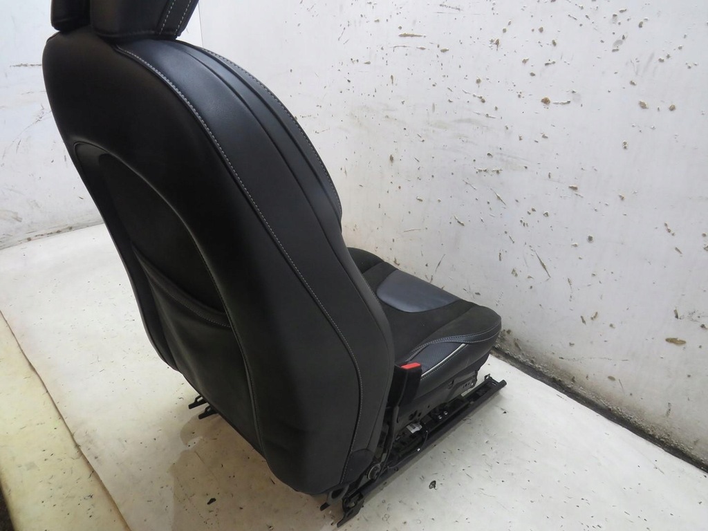 фото №6, Сидіння лівий передній перед напівшкіра volvo v40 ii