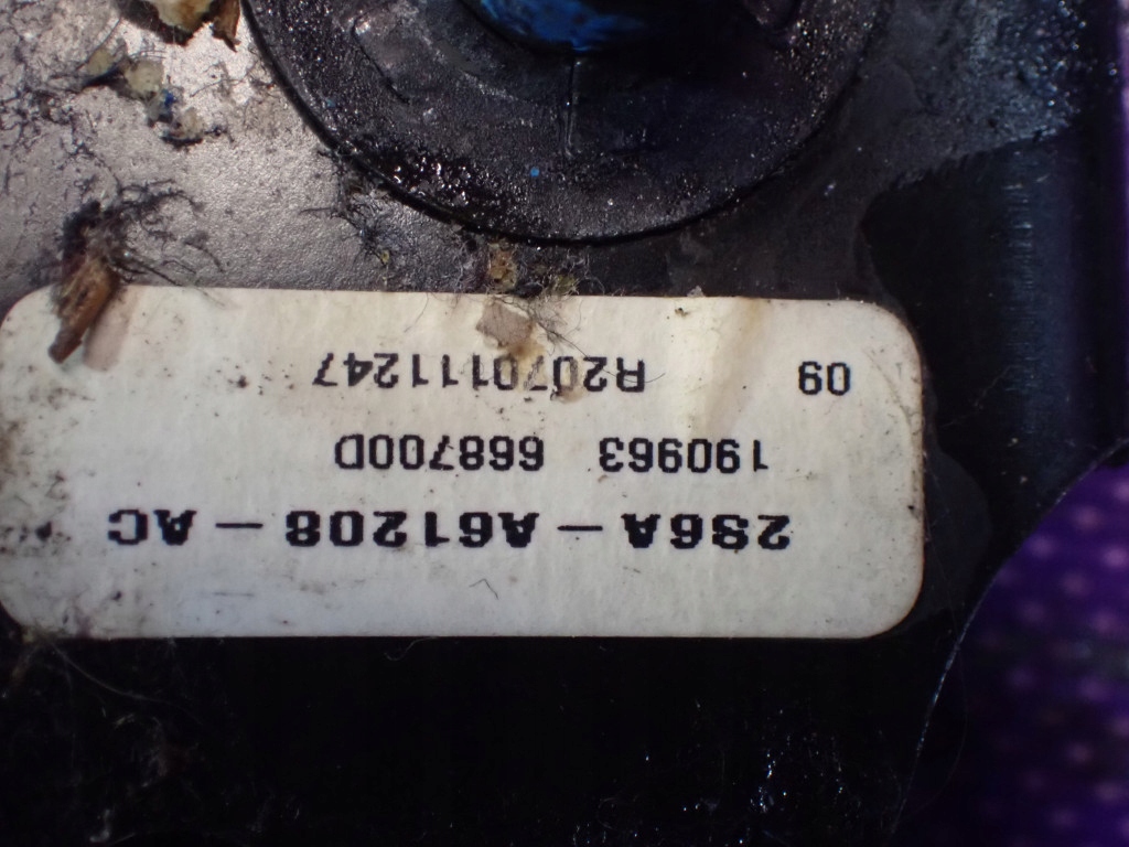 фото №5, Ford fusion 02-05 натягувач поперечина правий 2s6a-a61208-ac