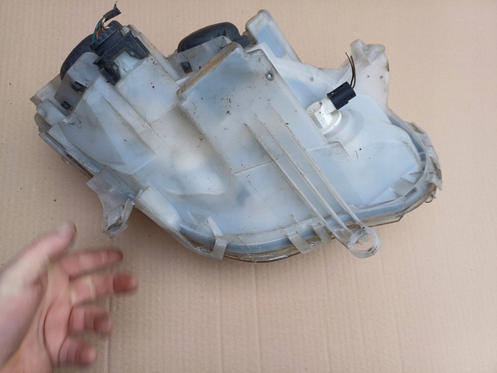 Лампа левая перед smart fortwo nr. 0301169201 с Разборки