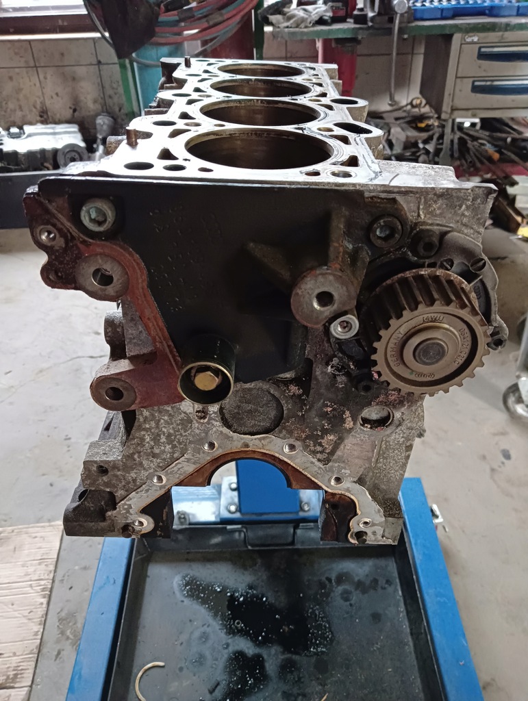 фото №9, Блок двигуна vw audi 2.0 fsi axw | r06d103023