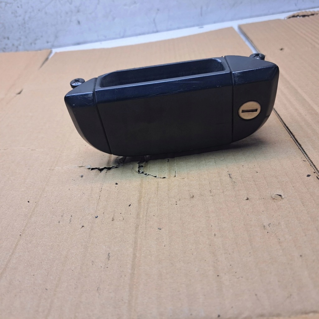 Купити Ручка двері зовнішня vw t4 701837210