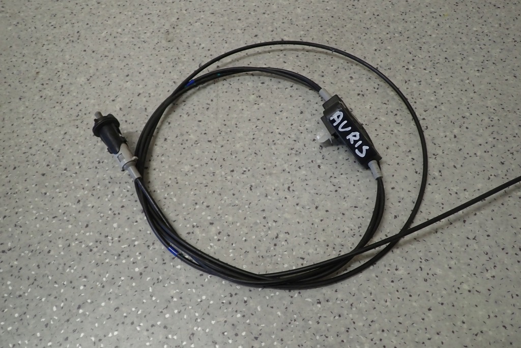 фото №1, Toyota auris 06-12 трос крышка заливной топлива