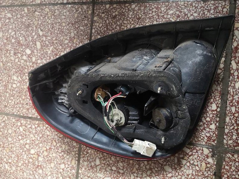 фото №4, Лампа правая задняя 3d toyota corolla e11