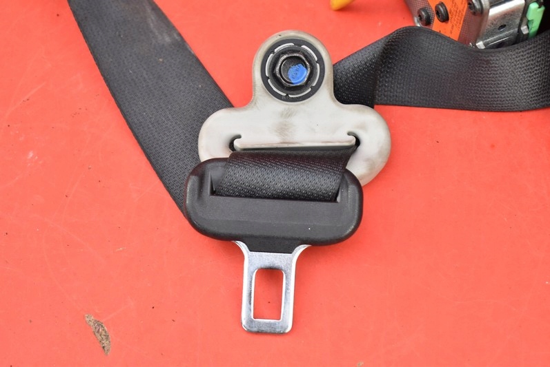 фото №8, Pas безпеки правий перед suzuki splash 08r