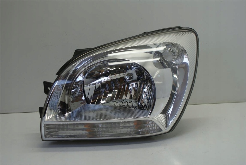 фото №1, Kia sportage ii 2 05-07r левая лампа перед eur.org