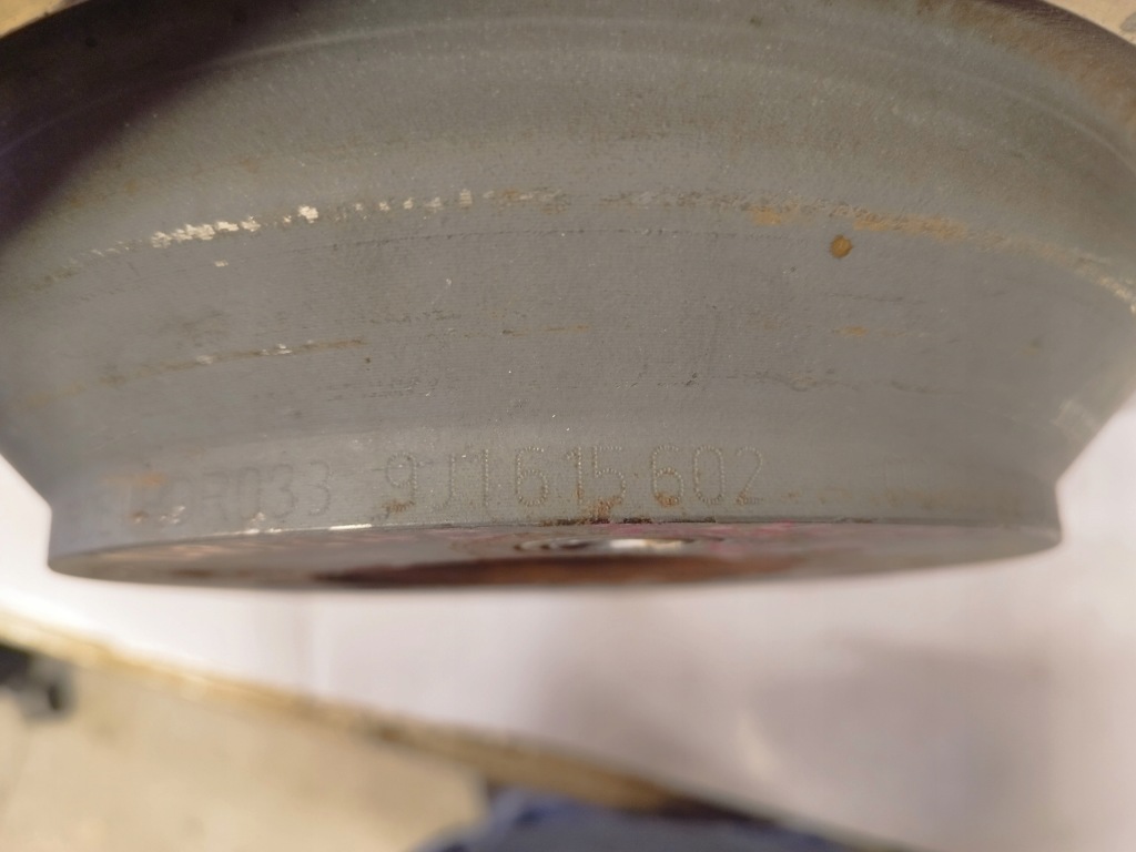 Porsche taycan 9j1 диск тормозная правая  задний 9j1615602 Киев