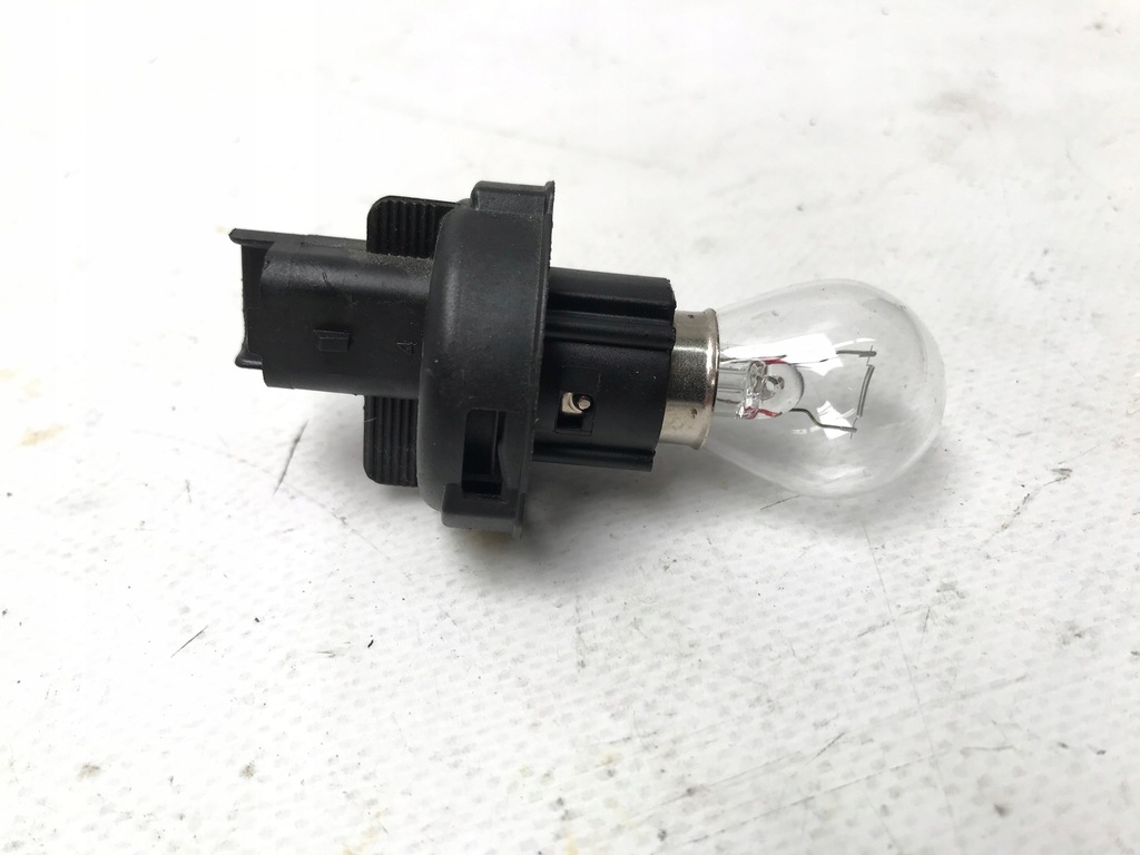 фото №1, Nissan micra k14 v лампочка цоколь